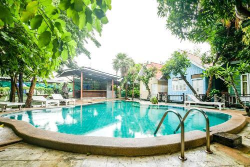 Hotel Deeden Pattaya Resort