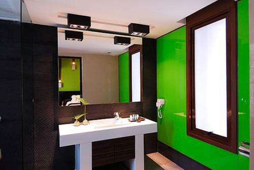 Long Beach Garden Hotel & Spa