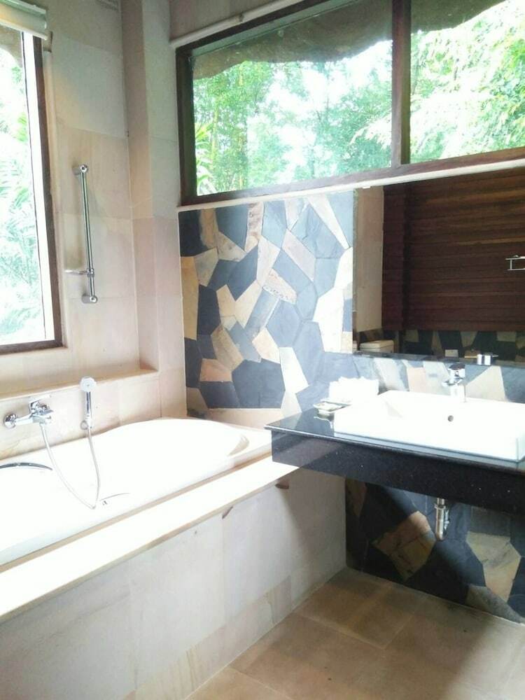 Hotel Bura Resort Chiang Rai
