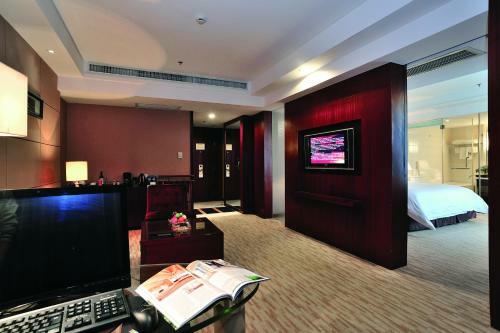 Xiongchu International Hotel