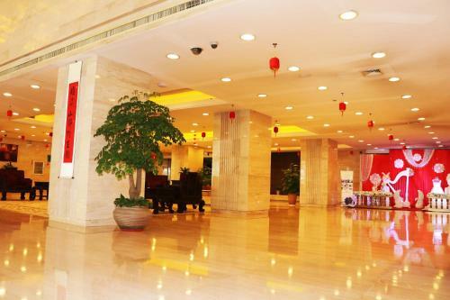 Xiongchu International Hotel