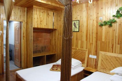 Posada Small Bridge Of Household