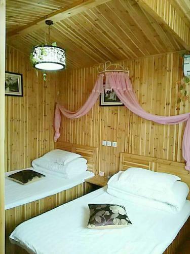 Posada Small Bridge Of Household