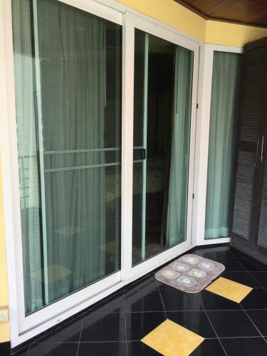 Apartamentos Jomtien Plaza Residence