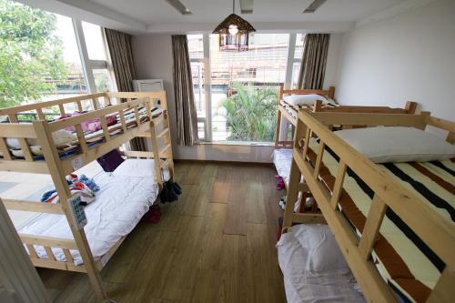 Zhuhai No.10 Youth Hostel