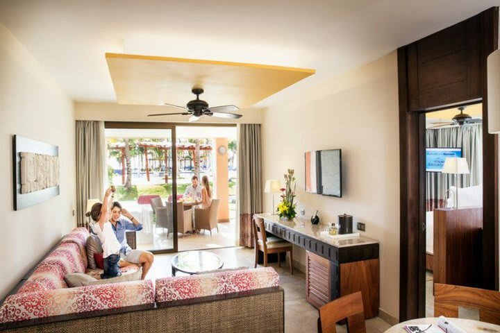 Hotel Barcelo Maya Beach & Maya Caribe