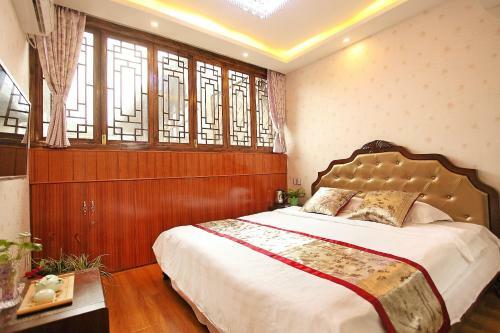 Hostal Yushui Chengfeng Guest House