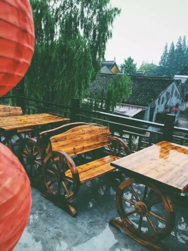 Hostal Yushui Chengfeng Guest House