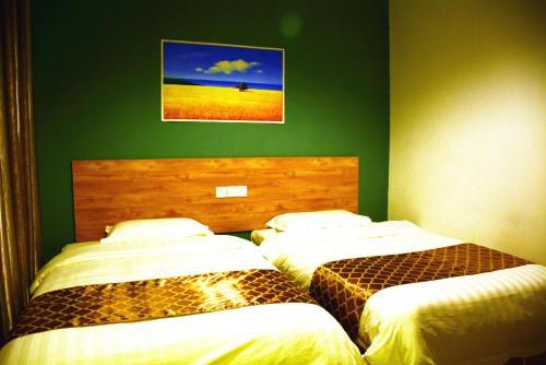 Zhangjiajie Peakcap Backpacker Hostel