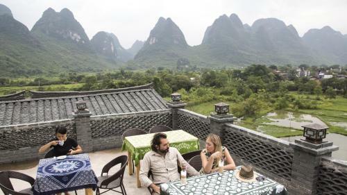 Yangshuo Mountain Nest Boutique Hotel