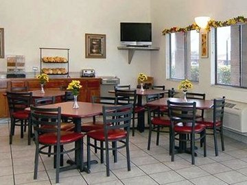 Hotel Comfort Inn  And  Suites