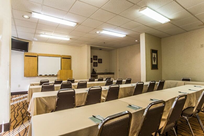 Hotel Sleep Inn Airport