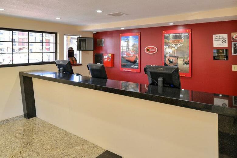 Hotel Best Western Raffles Inn & Suites