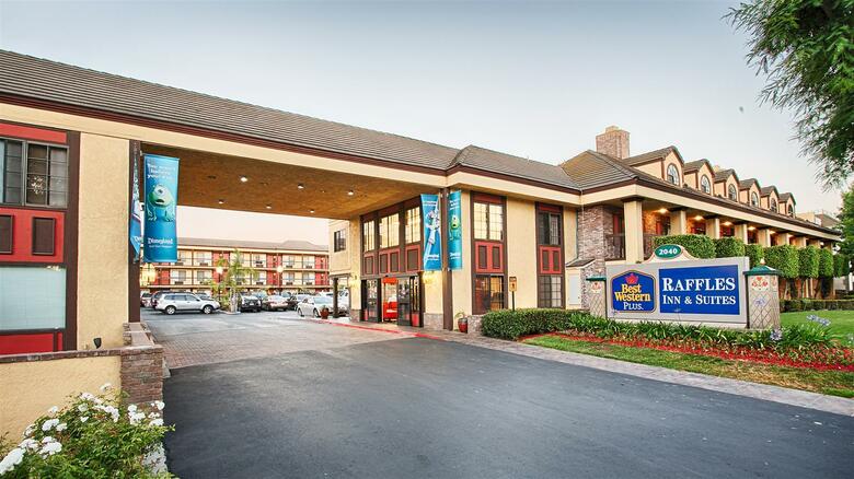 Hotel Best Western Raffles Inn & Suites