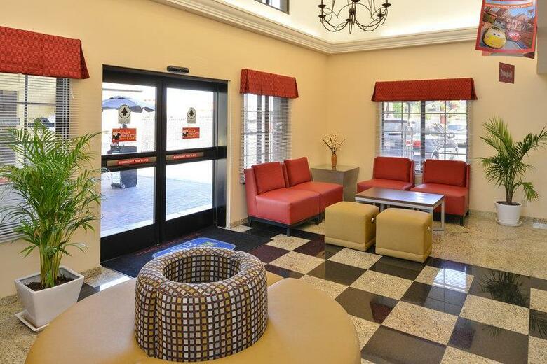 Hotel Best Western Raffles Inn & Suites