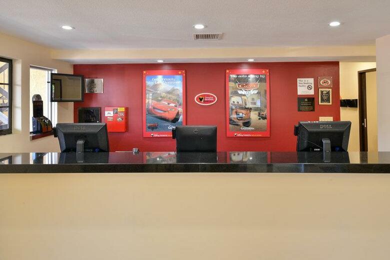 Hotel Best Western Raffles Inn & Suites