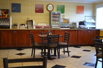 Hotel Comfort Inn And Suites West Beaverton