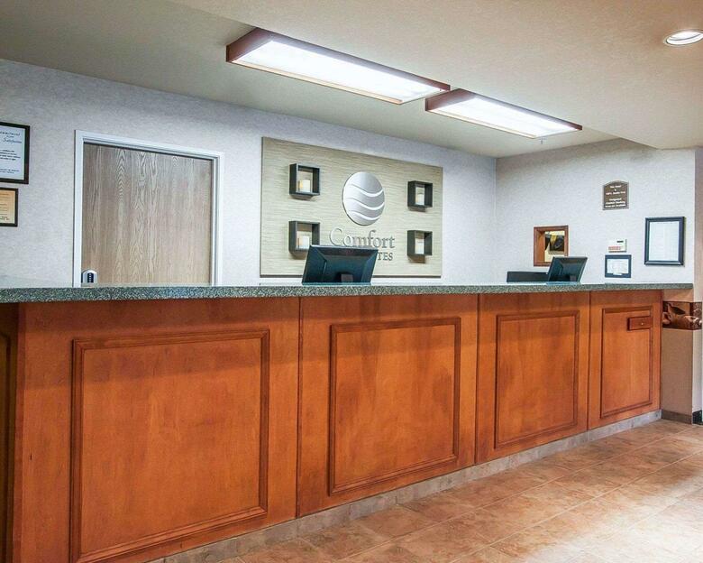 Hotel Comfort Inn & Suites