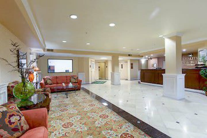 Hotel Quality Inn & Suites