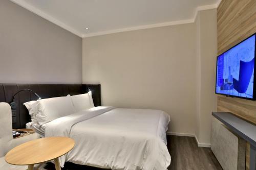 Hotel Hanting Express Zhenjiang Dashikou