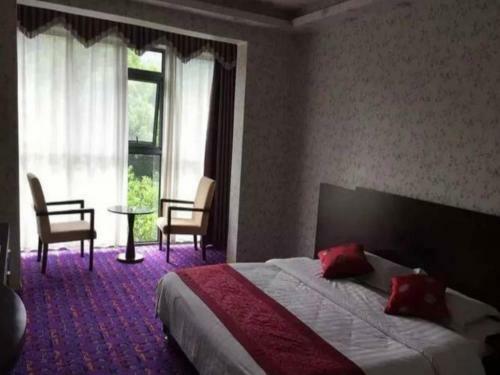 Yangshuo Park Hotel