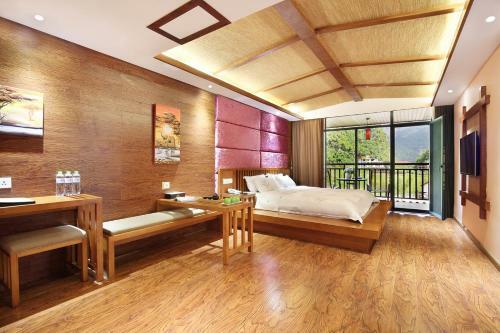 Bluesky Hotel & Resort