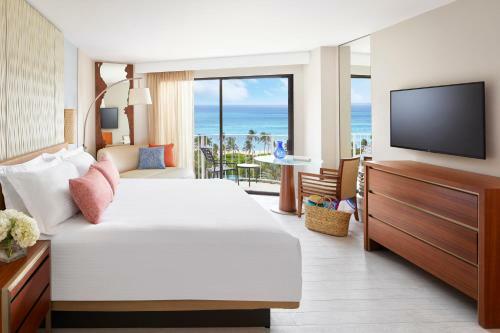 Hotel Coral Towers Atlantis Autograph Collection