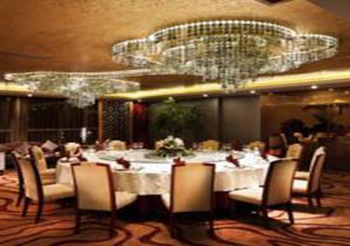 E Mei Shan Central Sunshine Hotel