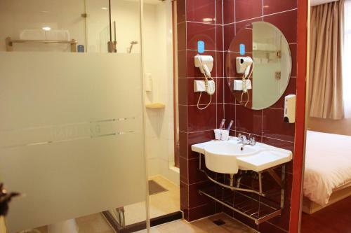 Hotel Hanting Express Taizhou Luqiao
