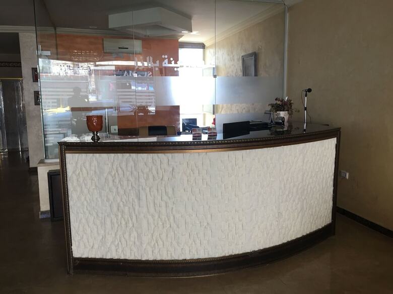 Zaina Plaza Hotel