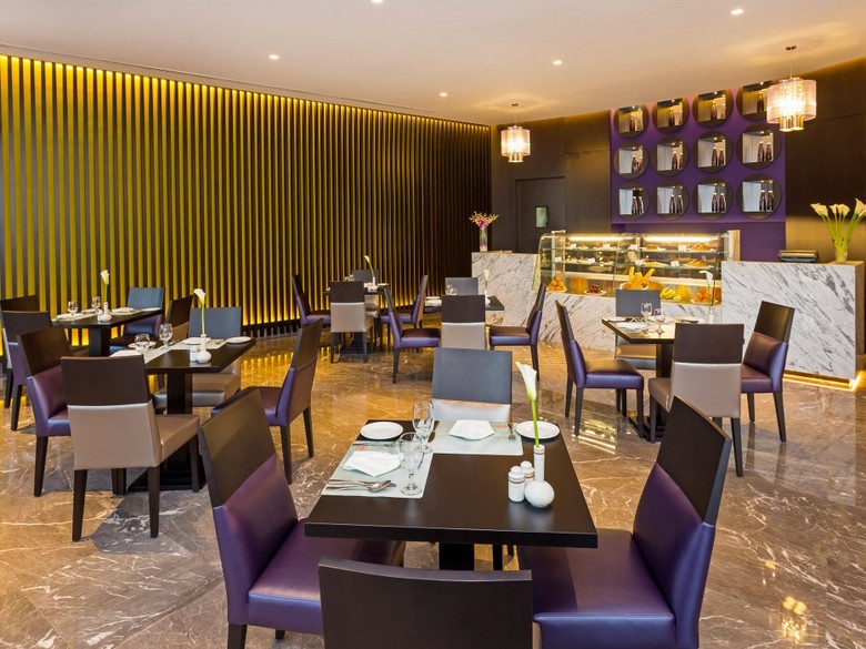 Flora Park Deluxe Hotel Apartments