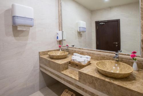 Lavona Hotel Apartments