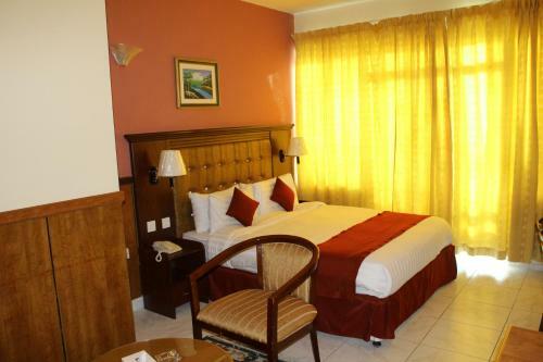 Grand Nova Hotel