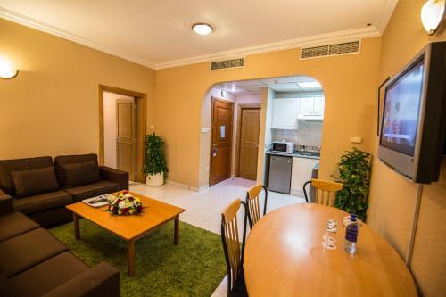 London Creek Hotel Apartments