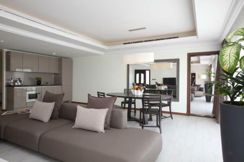 Hotel Dana Beach Resort