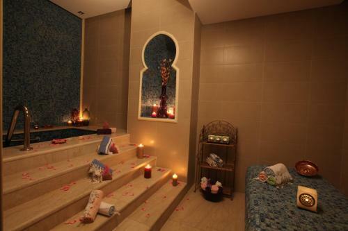 Hotel Dana Beach Resort