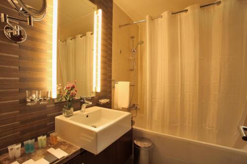 Royal Ascot Hotel Apartment - Kirklees 2