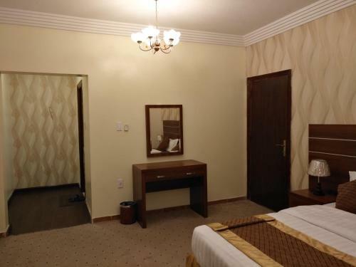 Apartamento Crown Glory Hotel Suites
