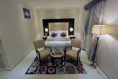 Apartamento Al Janaderia Suites 7