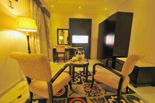 Apartamento Al Janaderia Suites 7