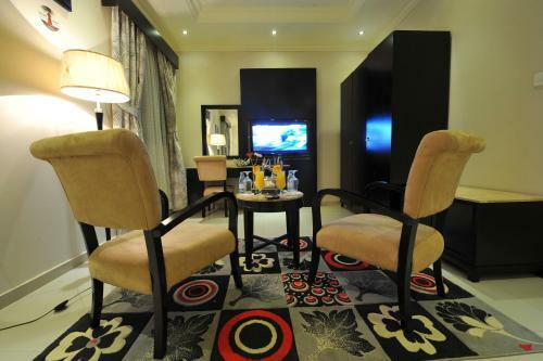Apartamento Al Janaderia Suites 7