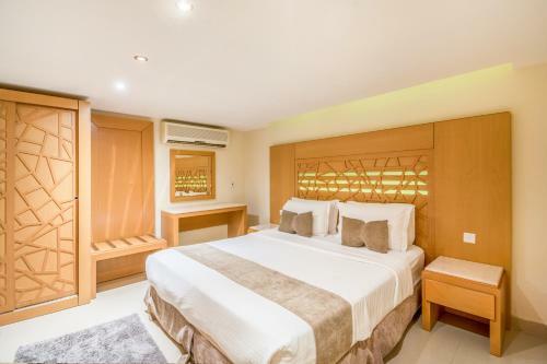 Niara Hotel Apartment Takhasosi