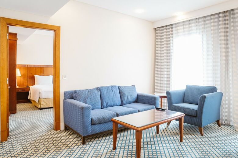 Aparthotel Millennium Lakeview Residences