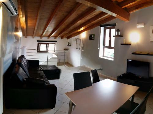 Hostal Arena Holidays Verona