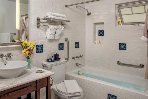 The Avalon Hotel In Catalina Island