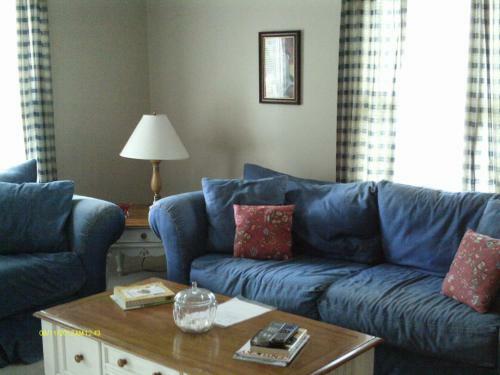The Cottage At The Corner House B&B