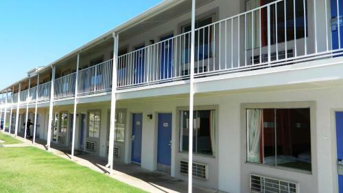Motel Cambridge Inn Oklahoma City