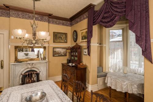 Bed & Breakfast The Livingston Inn