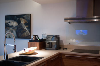 Aparthotel The Nchantra Pool Suite Residences