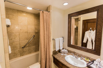 Hotel Real Intercontinental Managua At Metrocentro Mall
